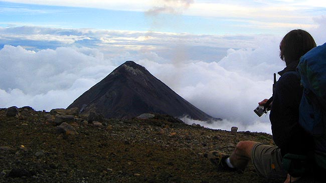 - Cómo prepararte para subir volcanes
