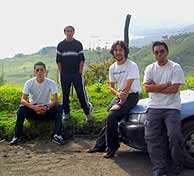 Héctor, Alberto, Will y Edgar en las faldas del Acatenango. Héctor, Alberto, Will y Edgar en las faldas del Acatenango.