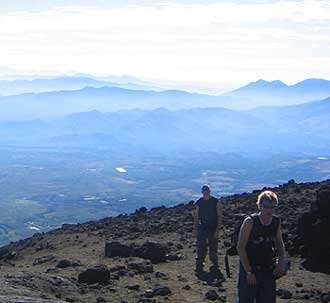 Vista desde el Pacaya, justo antes de llegar al cráter. Vista desde el Pacaya, justo antes de llegar al cráter.